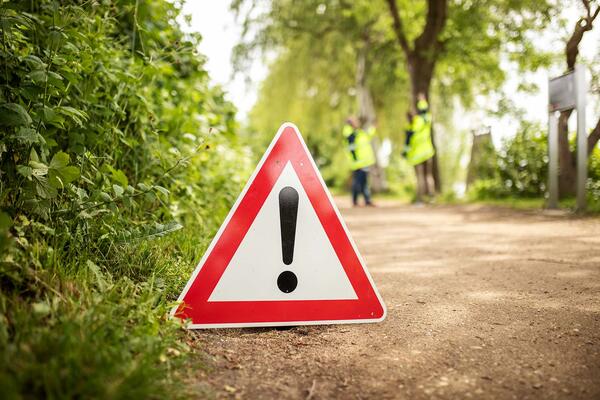 Achtung Schild Baustelle